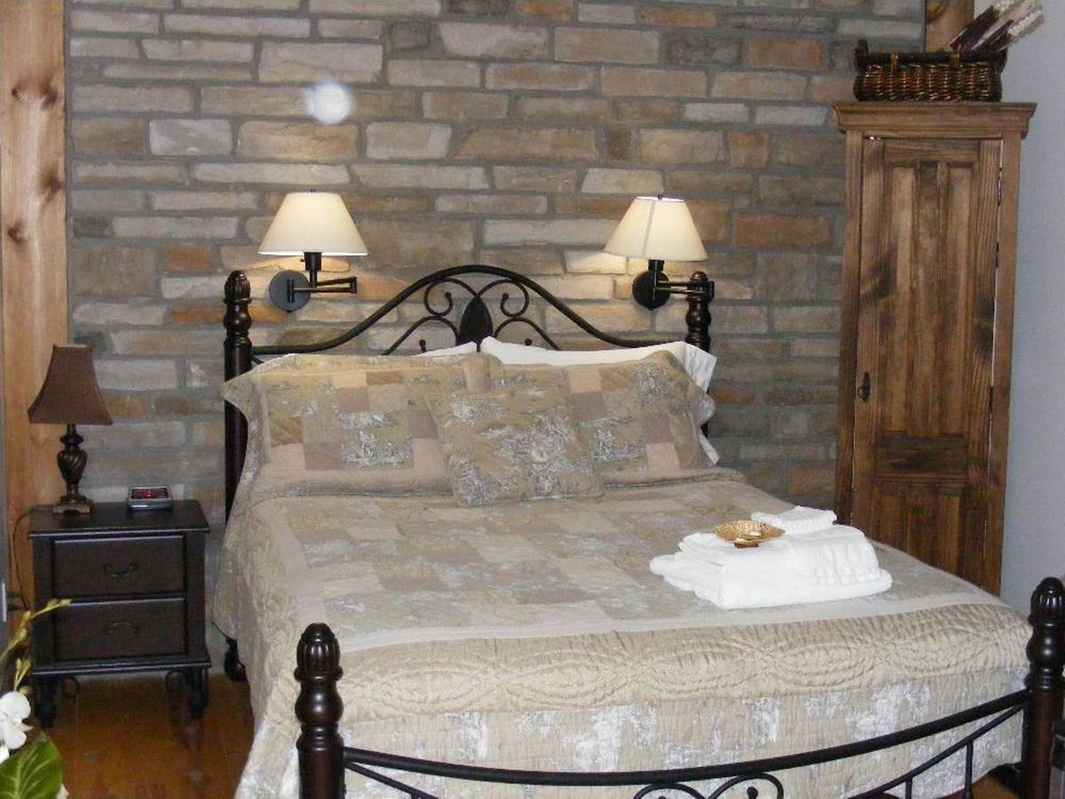 Le Saint-bohème Mini-hôtel 4*